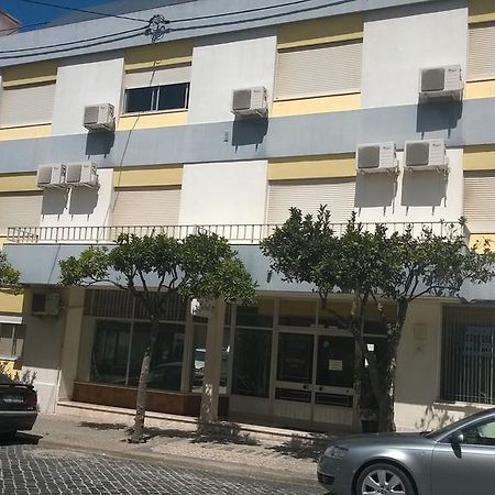 Hôtel Residencial Gabriel à Santiago do Cacém Extérieur photo