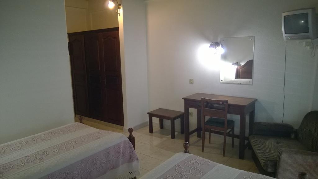 Hôtel Residencial Gabriel à Santiago do Cacém Chambre photo